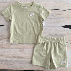 Baby Toddler Boys Nike Club Knit T-Shirt and Shorts Set- NWT 12 & 24 month